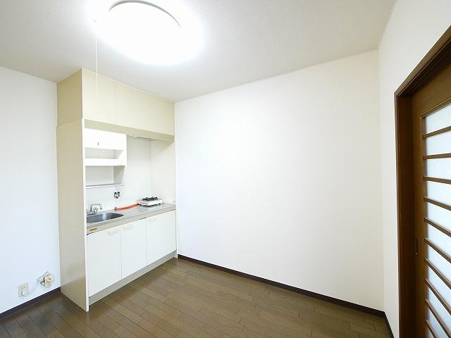 米田マンションの居間・リビング|居間です