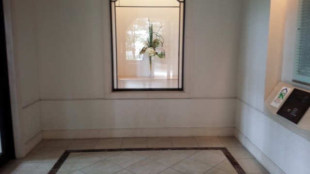 【エントランス】