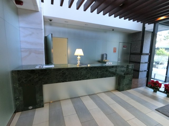 【エントランス】