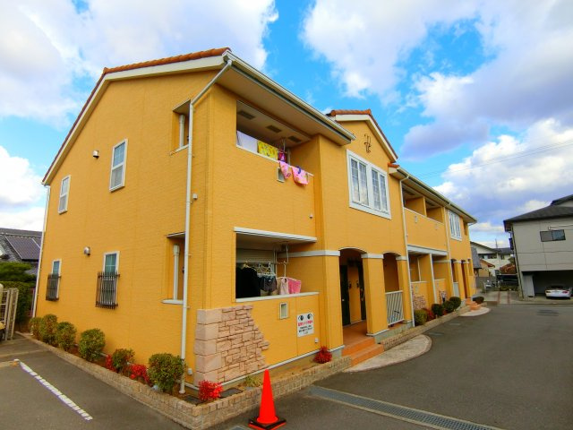 アビタシオン　シャンゼリゼの外観