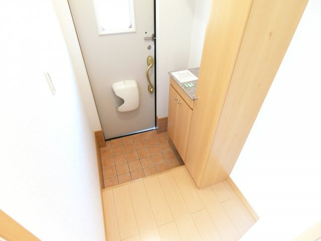 アビタシオン　シャンゼリゼの玄関