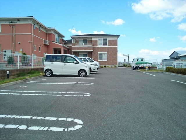 サザンクロスの駐車場