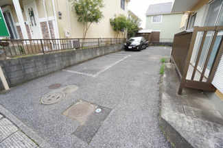 【駐車場】