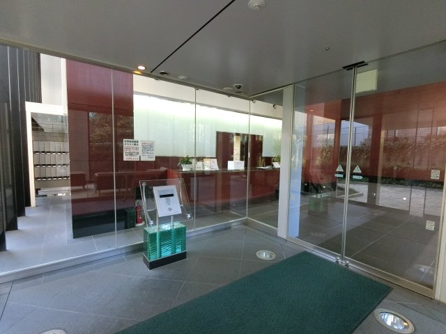 【エントランス】
