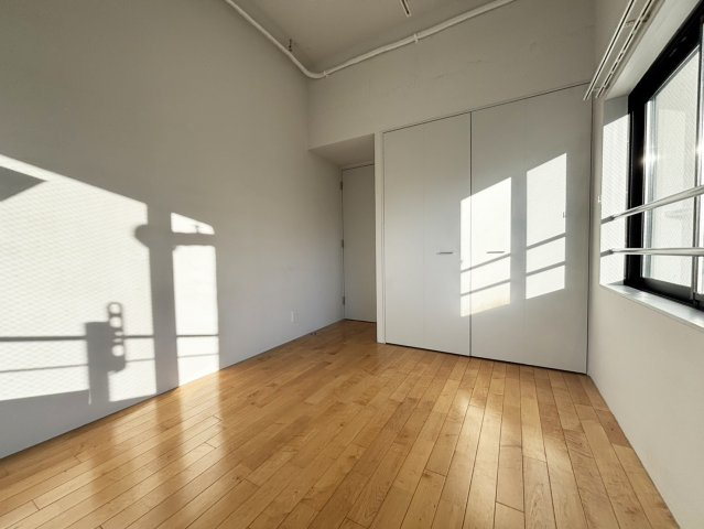 【洋室】 | 小石川コロン