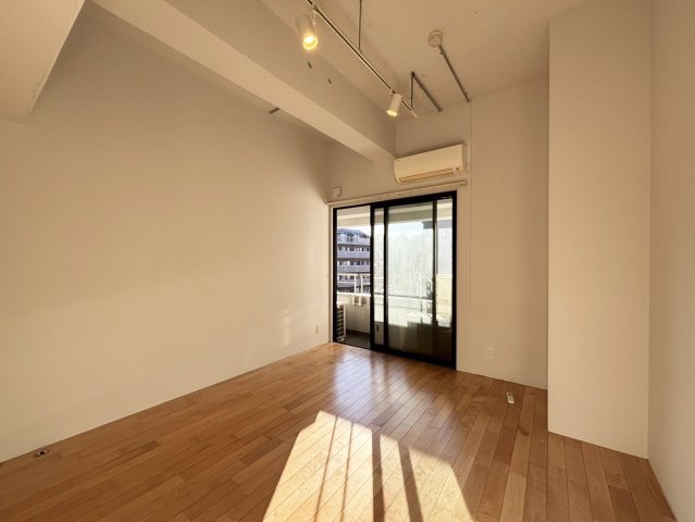 【寝室】 | 小石川コロン