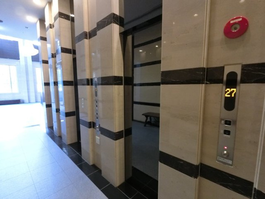 【エントランス】エレベーター