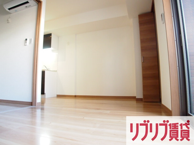 プラージュ東千葉の居間・リビング