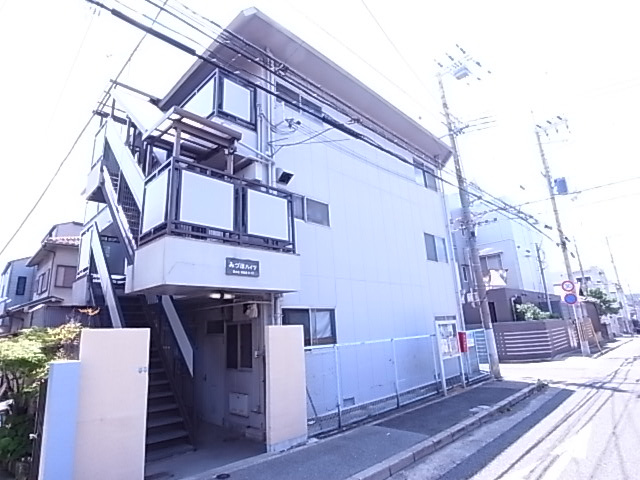 みずほハイツのエントランス