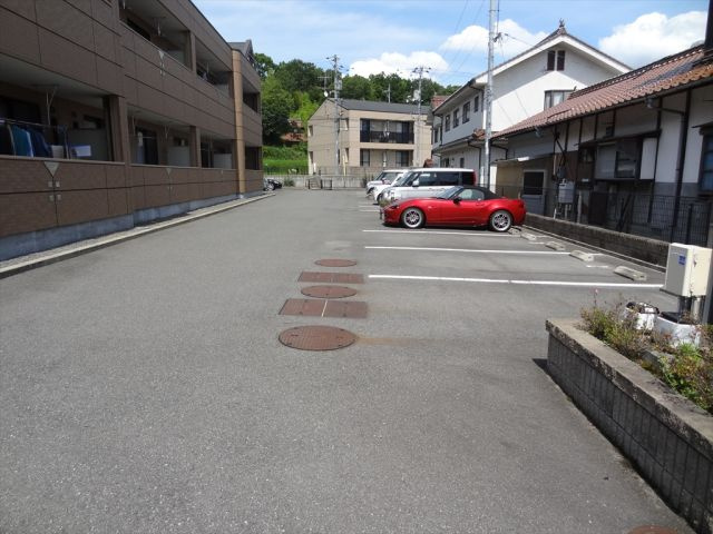 El casaの駐車場