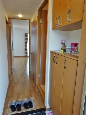 El casaの玄関