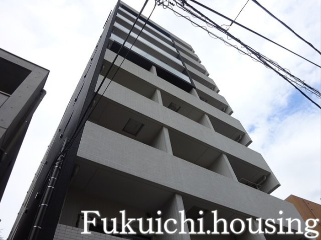 スカイコートパレス明大前の外観