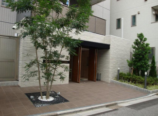 【エントランス】
