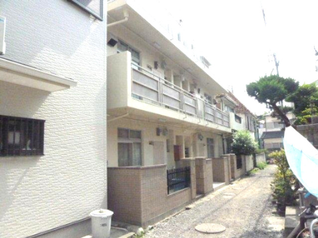 神戸市灘区高羽町３丁目の賃貸マンションの外観