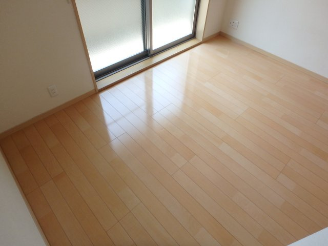 メゾンれもんの木の洋室