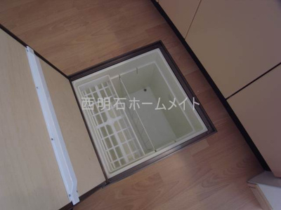 【キッチン】 | フォンターナ江井島 | 床下収納