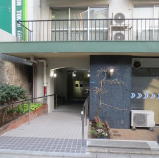 【エントランス】