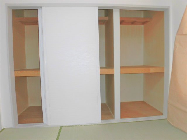 グリーンパークはやのA棟の収納