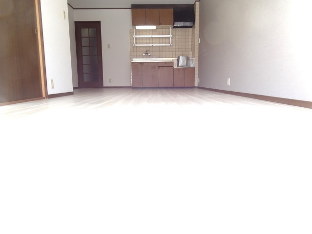 ラポールおおいＡの居間・リビング