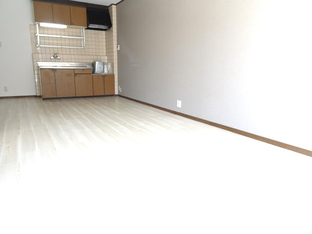 ラポールおおいＡの洋室