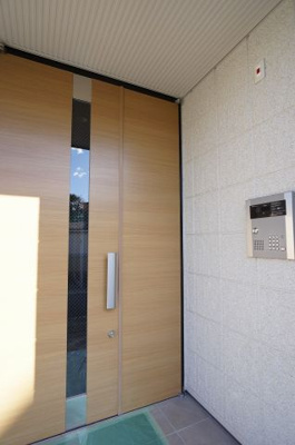 【エントランス】 | ボナール・マム | オートロック完備のエントランスです