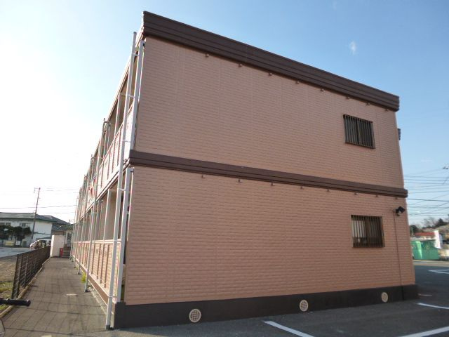 総社市溝口のアパートの外観