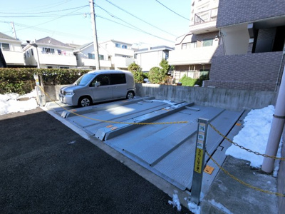 【駐車場】 | ボヌールガーデン相模大野2 | 敷地内駐車場です。
機械式となっています。現況空きはありません。
