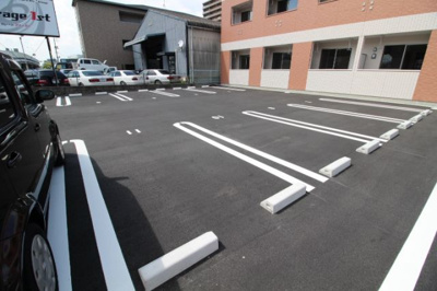 【駐車場】 | シュトラーセ