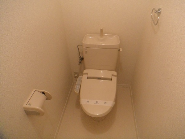 シャーメゾンレポルトのトイレ