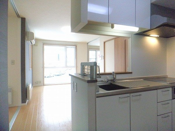 シャーメゾンレポルトの居間・リビング