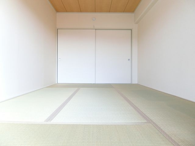 狭山スカイハイツの和室