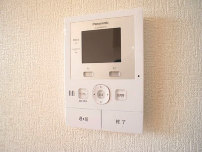 【設備】 | ウィステリア府所 | 訪問者の確認ができるＴＶドアホン付きです♪