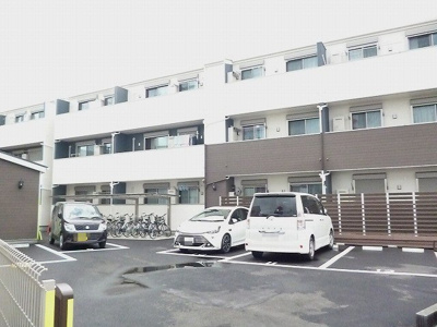 【駐車場】 | FUNs遊園Ⅰ/ファンズ遊園Ⅰ | いつでも目の届く敷地内に駐車場があります♪お車をお持ちのファミリーさんにオススメです☆