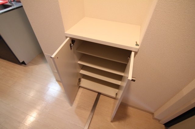 【玄関】 | モントレーメゾン伍番館 | シューズボックス