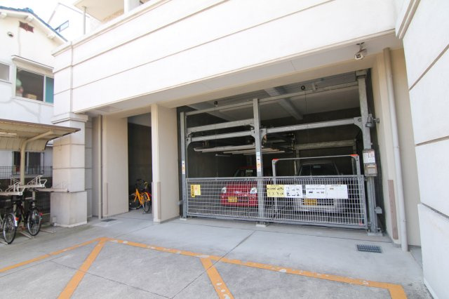 【駐車場】 | モントレーメゾン伍番館