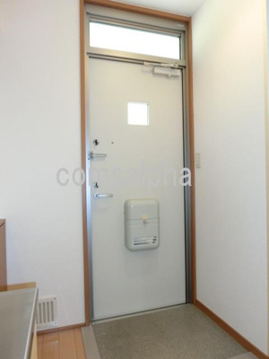 【玄関】 | メゾン月見台 | メゾン月見台　玄関