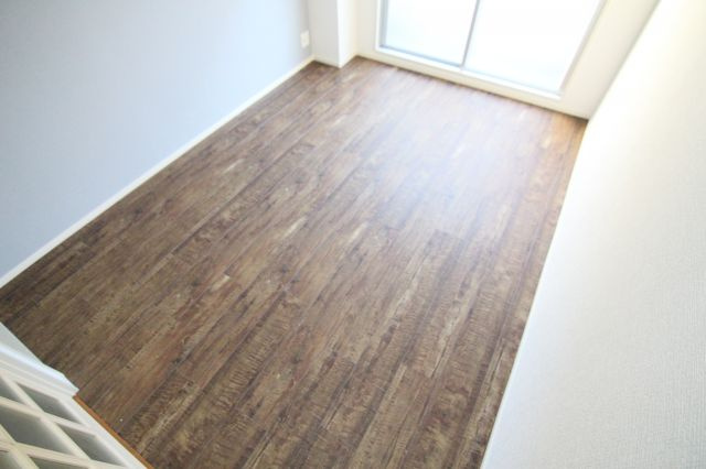 メゾンタチバナＡ棟の洋室|個人の部屋や寝室として使える洋室です