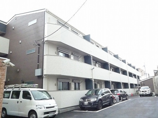 【駐車場】 | いつでも目の届く敷地内に駐車場があります♪荷物がかさばりがちなお買物にも、敷地内駐車場があると便利ですよね☆