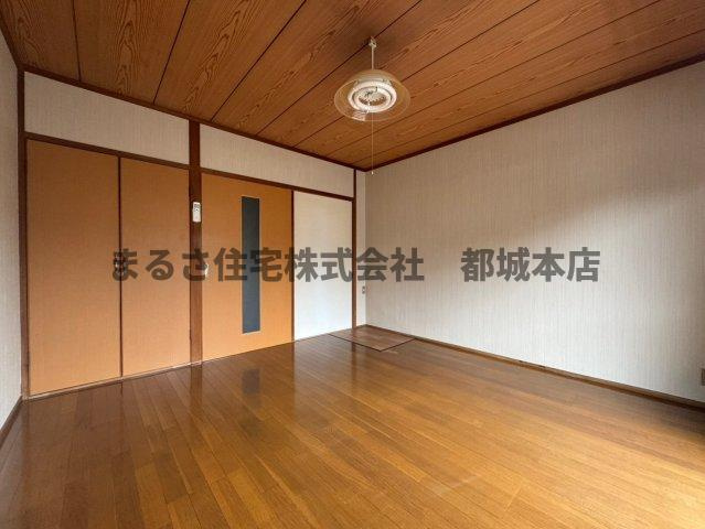 コーポチムラの洋室