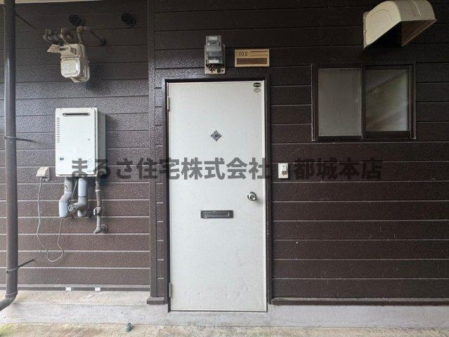 コーポチムラの玄関