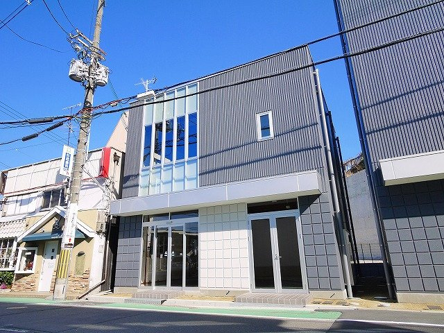 MPビル北棟の外観
