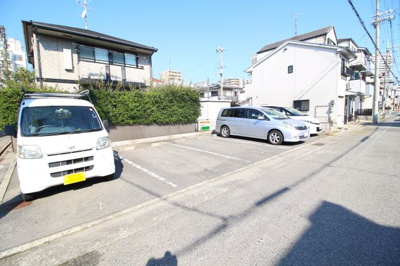 【駐車場】 | グレースシャトー