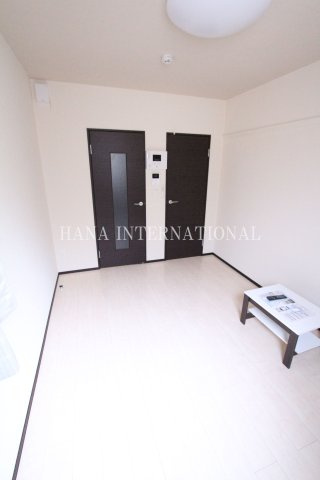 クレイノYK岡村の居間・リビング|同タイプ参考写真です。
