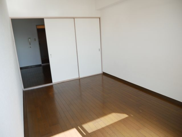 【寝室】 | ピアー依奈 | 寝室にいかがでしょうか