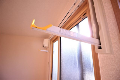 【設備】 | エスト | 室内物干し器具