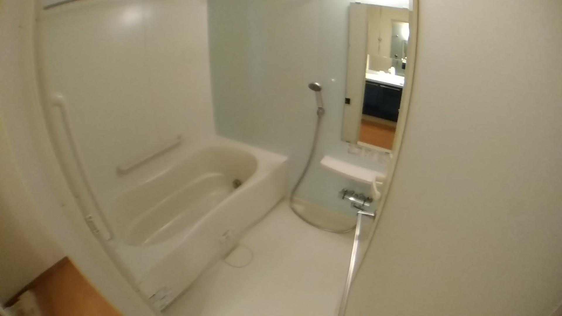 荒川区南千住３丁目の賃貸マンションの浴室