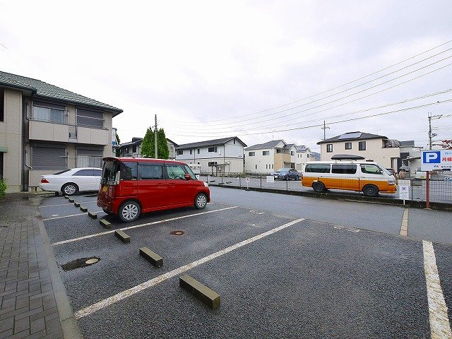 フォレストS2の駐車場|駐車場完備です