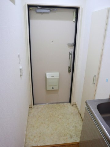 【玄関】 | リブリ・イーストヒルNⅡ | スッキリまとまった玄関です