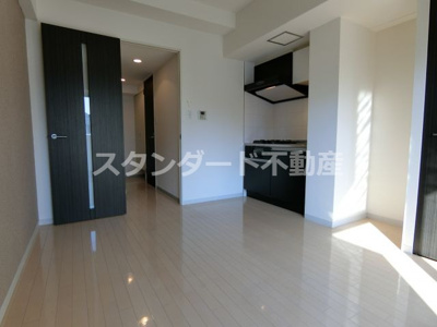 【居間・リビング】 | ロイヤルレジデンス北梅田