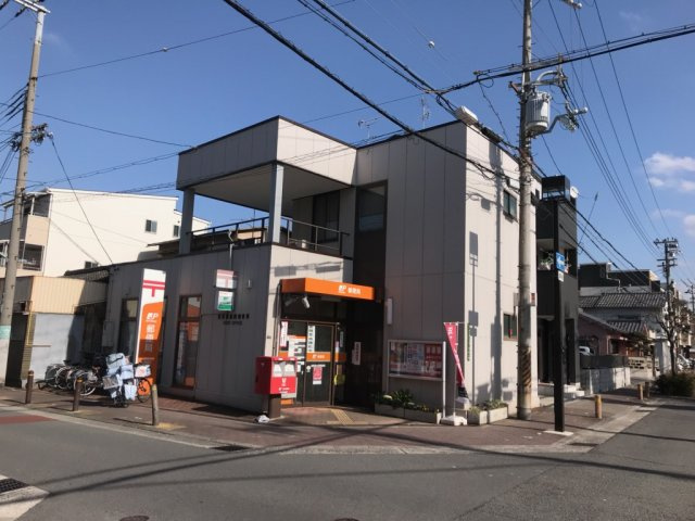 グラッド・タウン放出の周辺